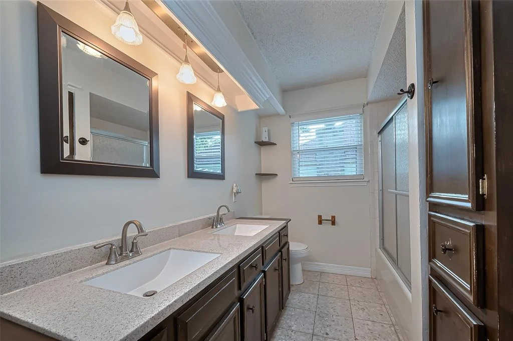 Photo of 5511 Foresthaven Drive