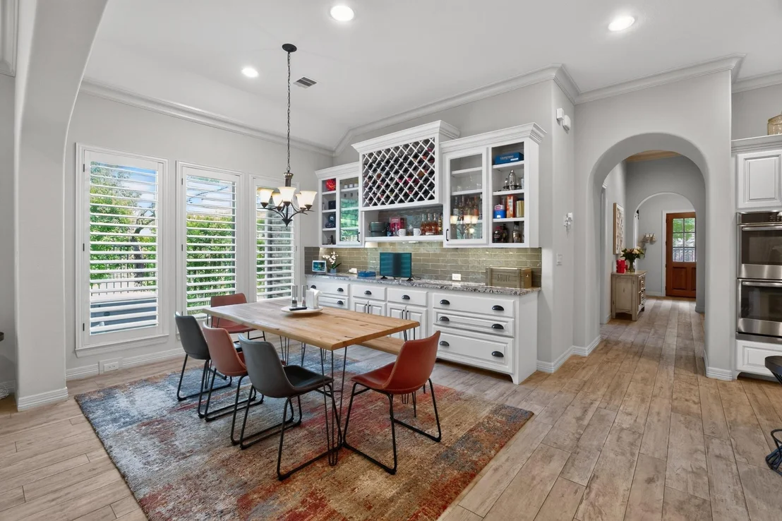 Photo of 31 Woodglade Way
