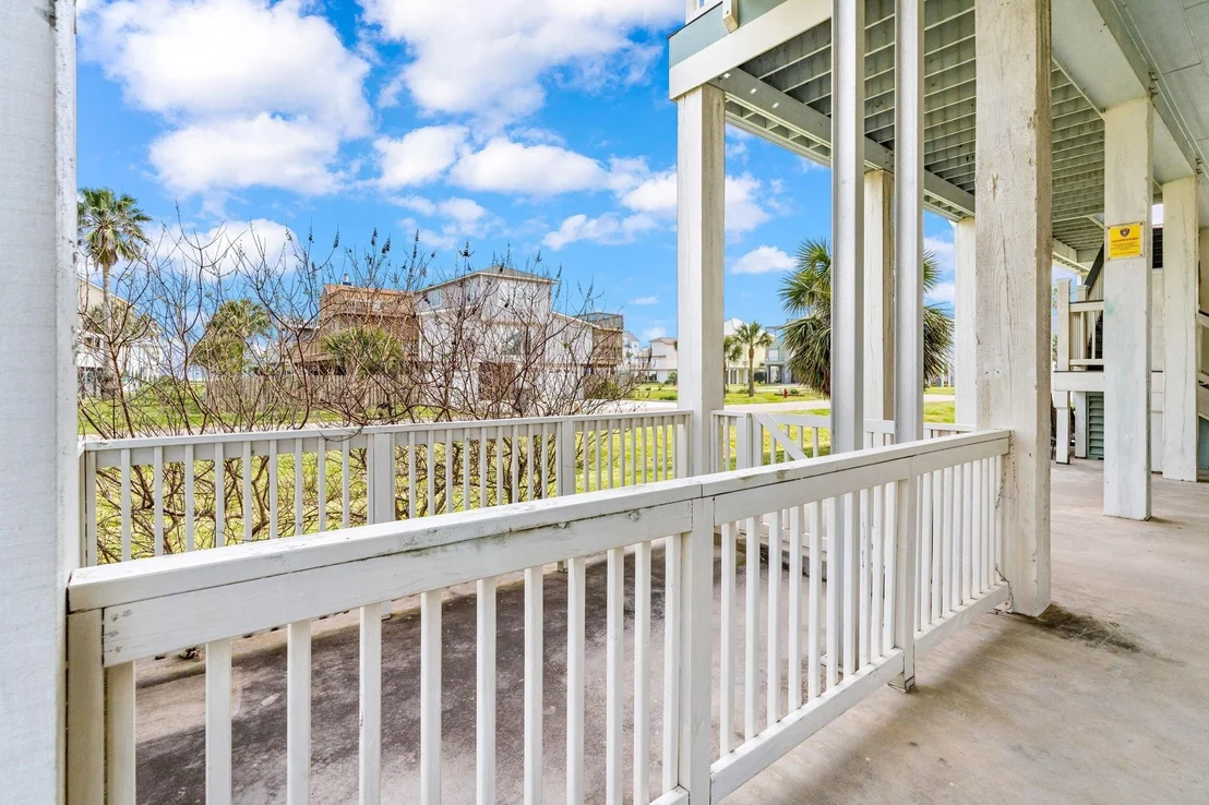 Photo of 4210 Sandpiper