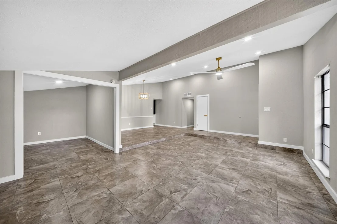 Photo of 16807 Clan Macintosh Drive