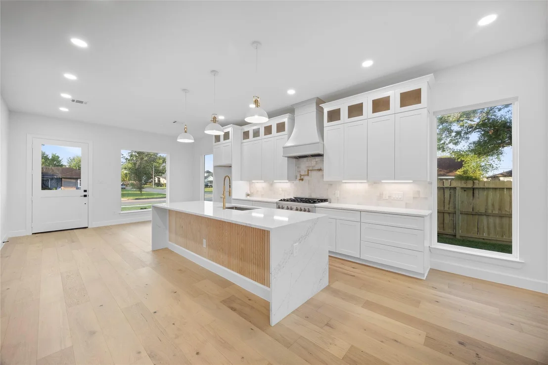 Photo of 8646 Alcott Drive