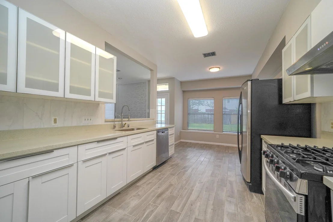 Photo of 4610 Sunshine Drive