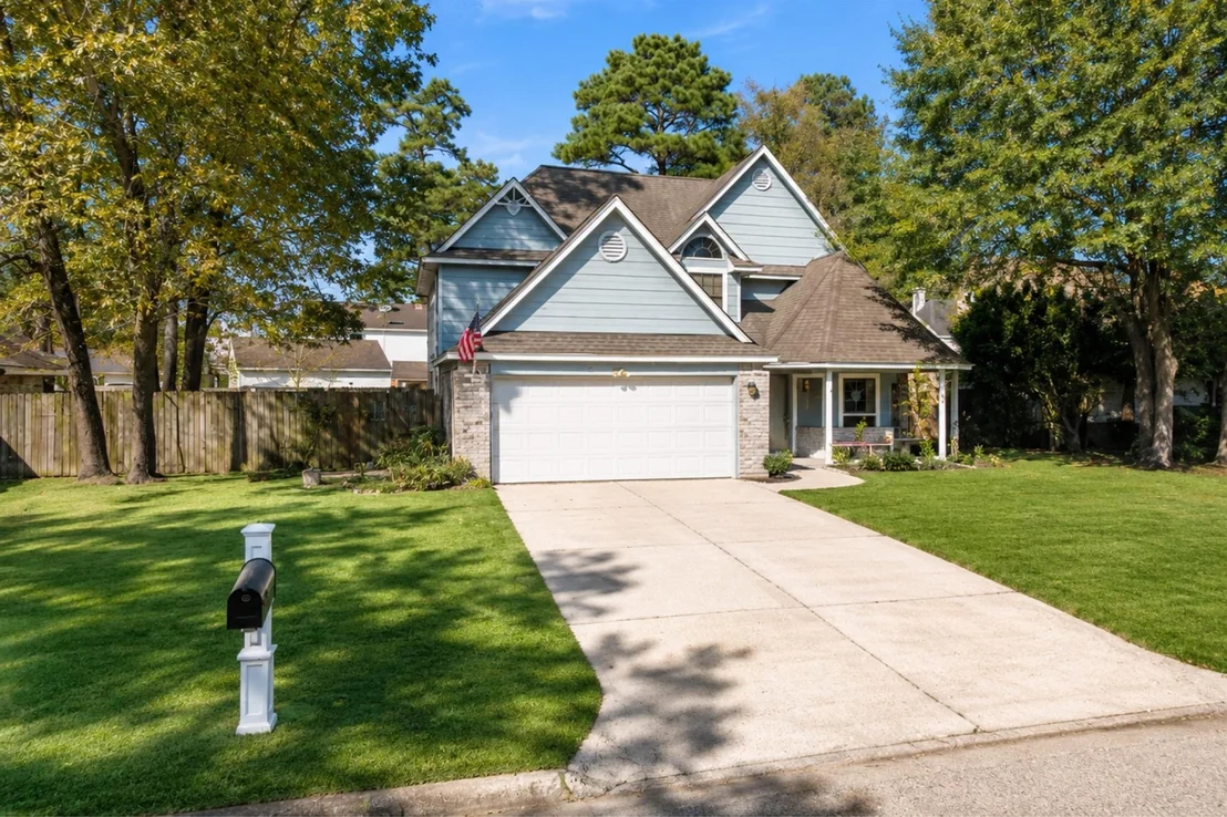 Photo of 8715 Pines Place Drive