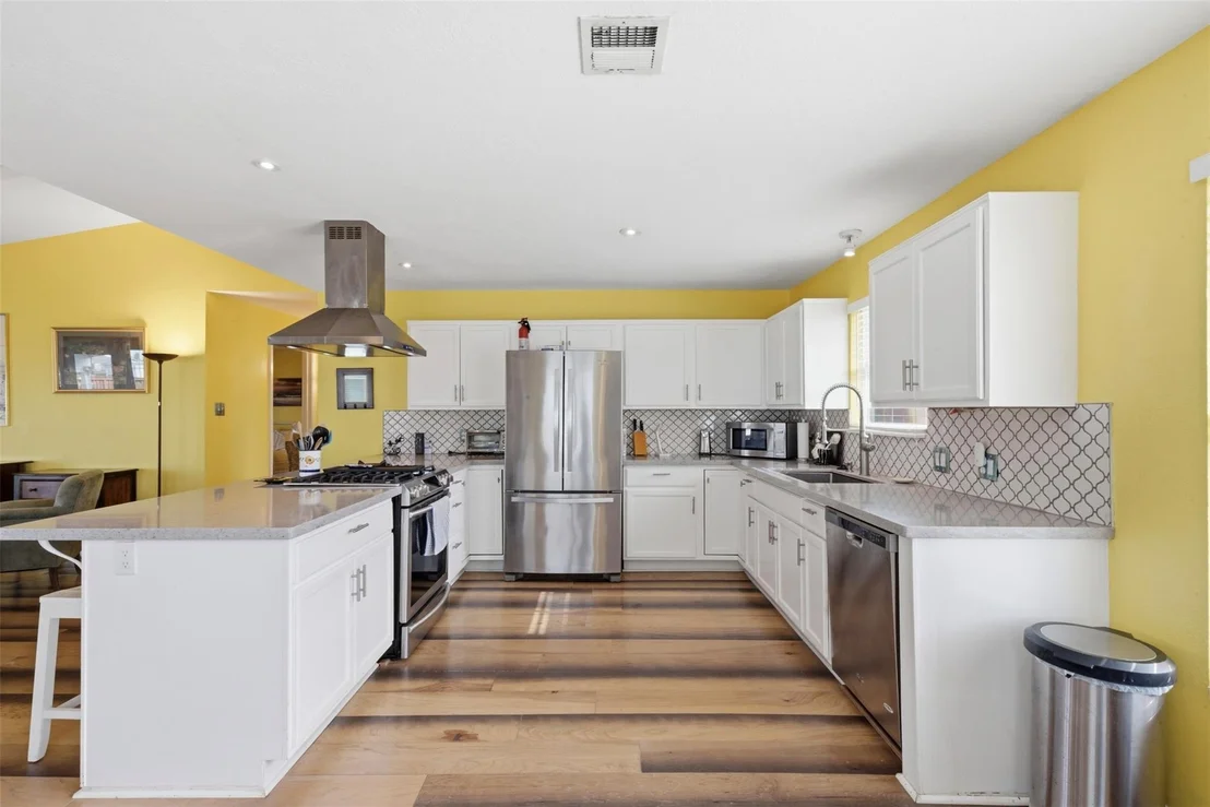Photo of 2 S Sandpiper Street