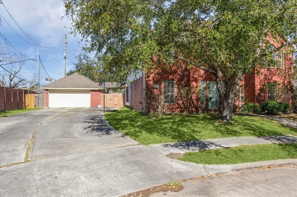 Photo of 9903 Ashley Lane