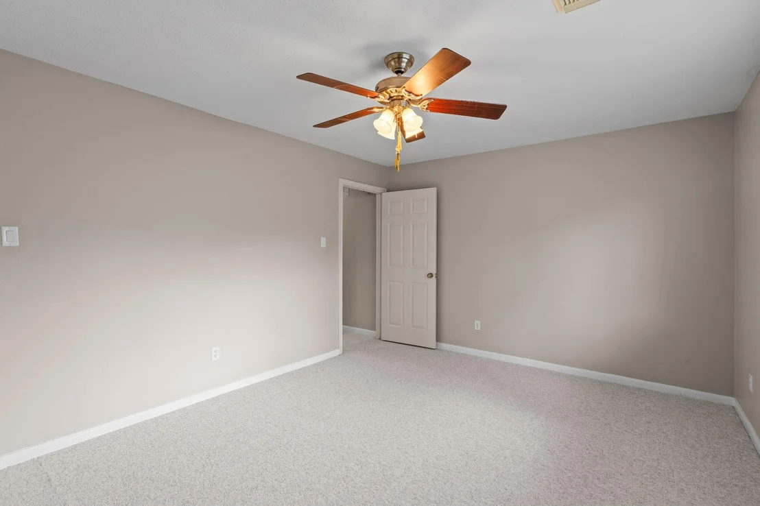 Photo of 7414 Starbridge Drive