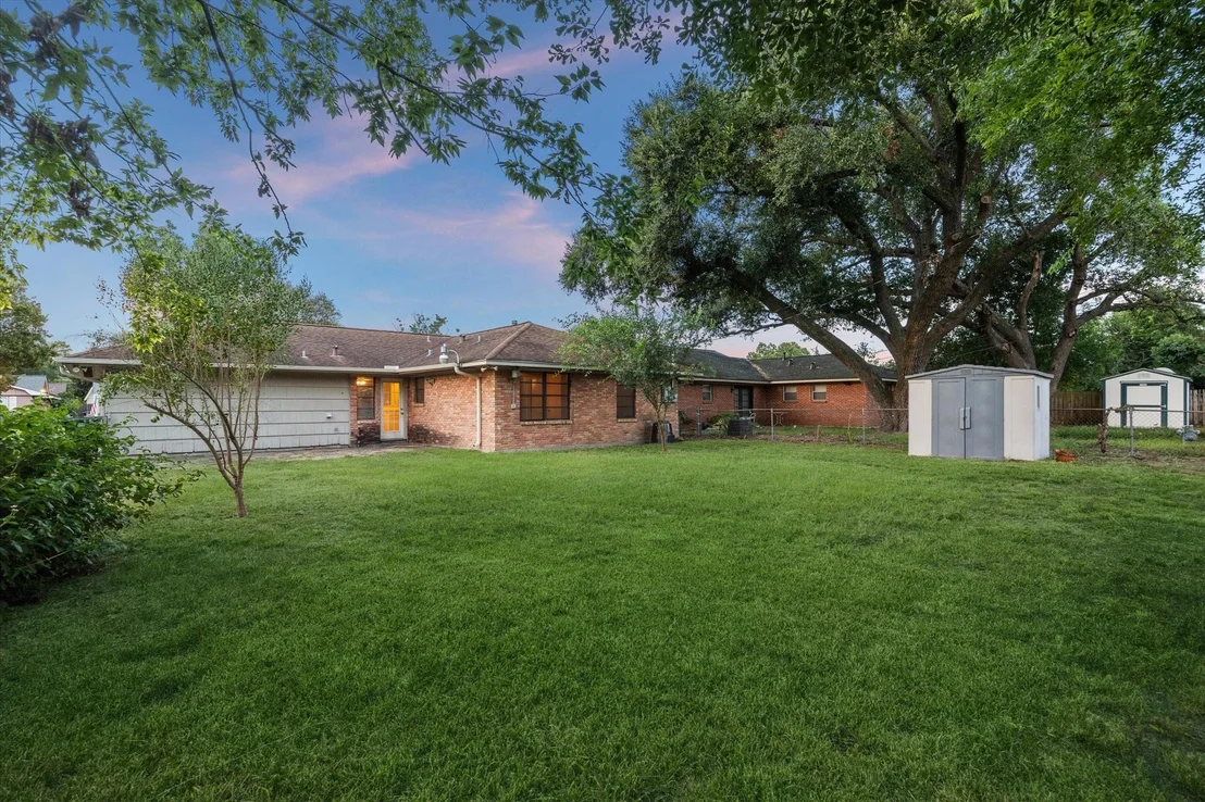Photo of 5317 Viking Drive