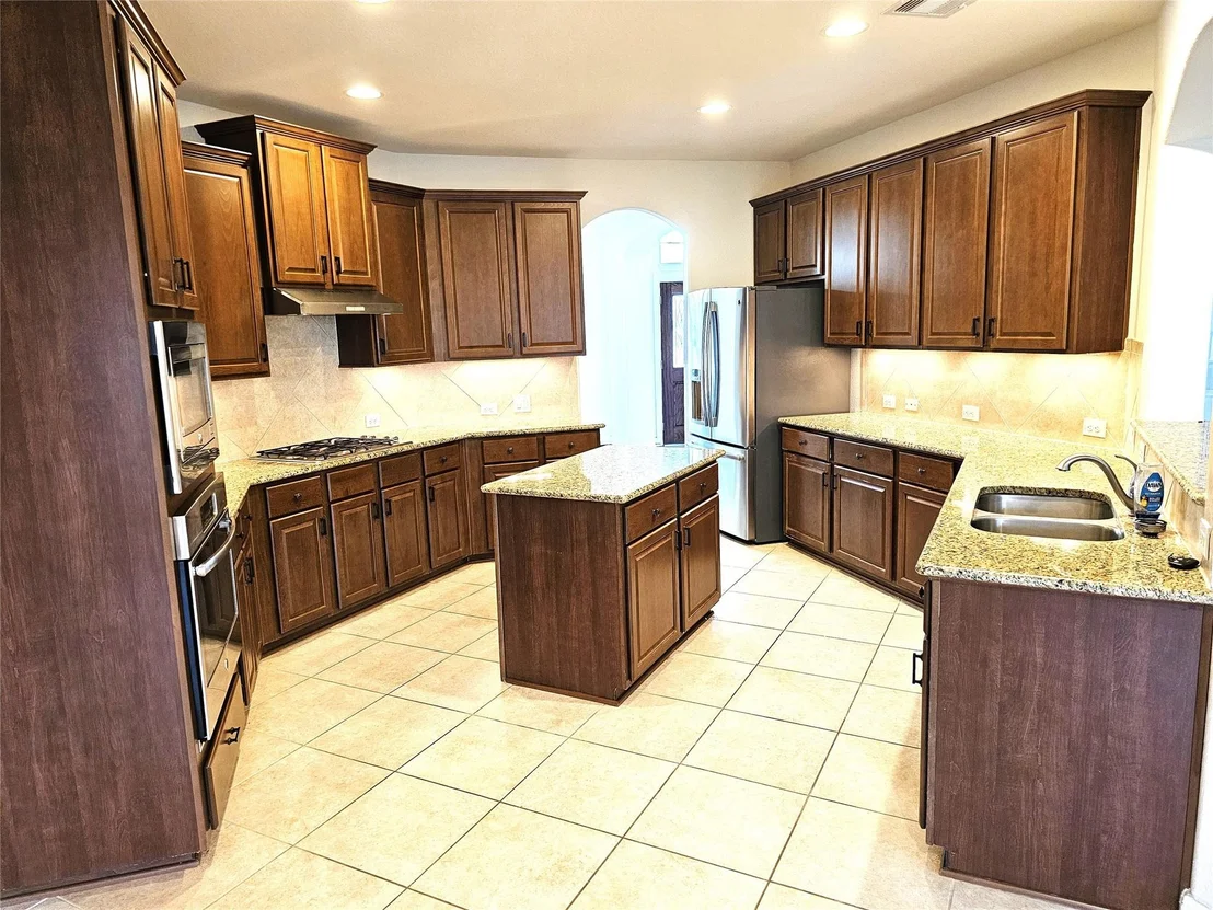 Photo of 30707 Shady Trace Drive