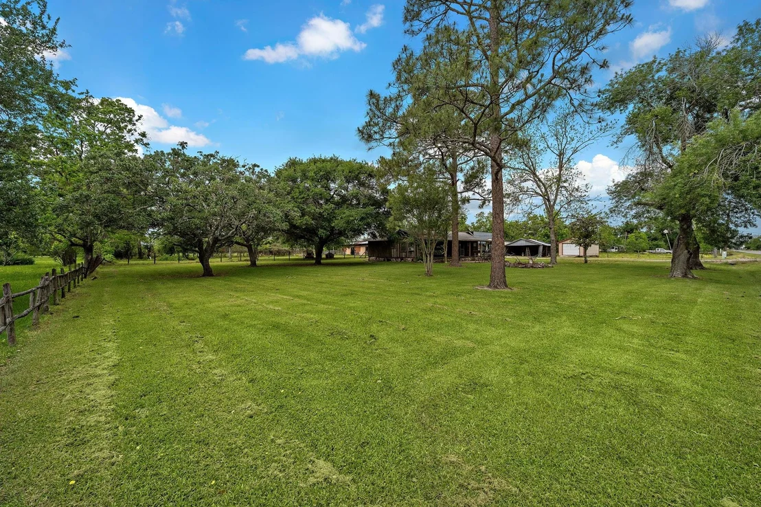 Photo of 5330 Pearson Road