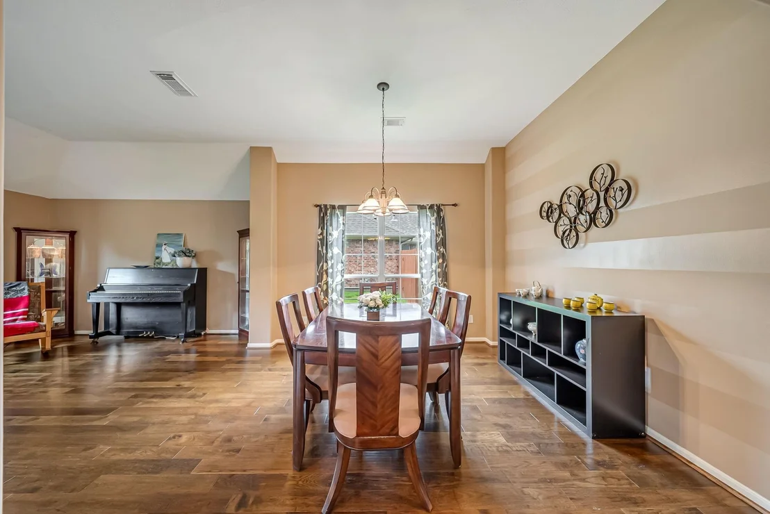 Photo of 1859 Pembrook Circle