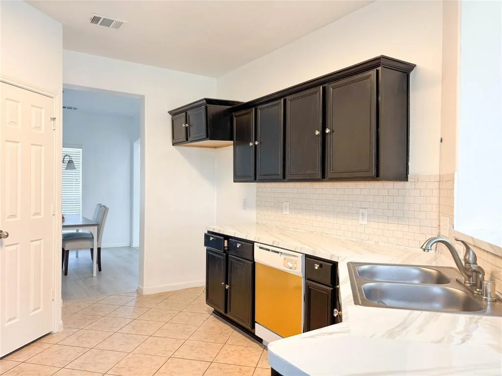 Photo of 2827 Defoe Drive