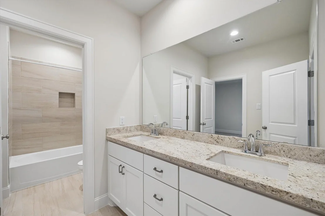 Photo of 25233 Liberty Mill Drive