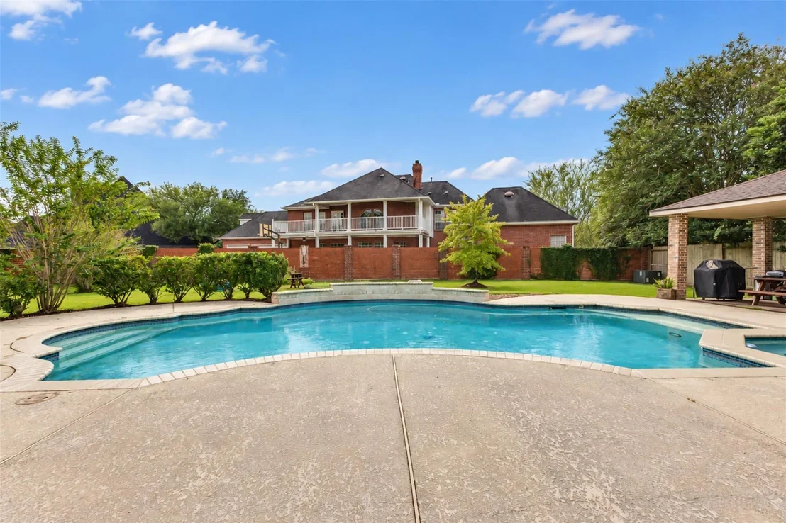Photo of 2606 Heatherbend Drive