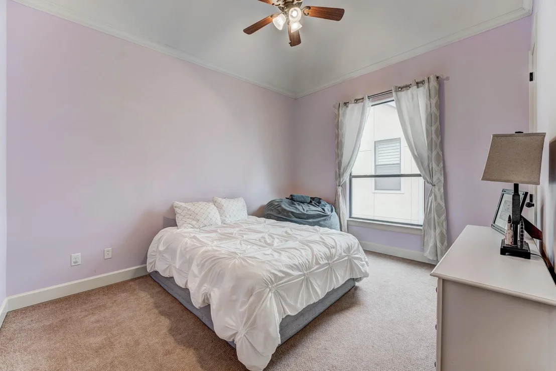 Photo of 2308 Couch Street
