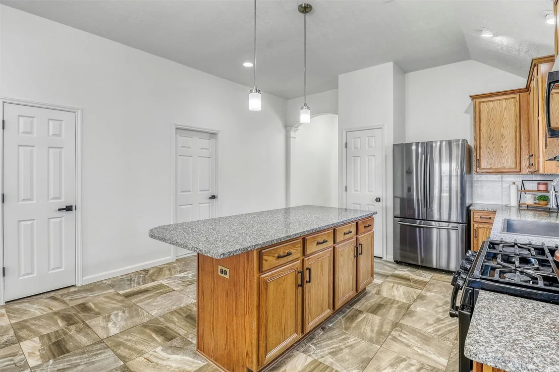 Photo of 6015 Wildbriar Lane