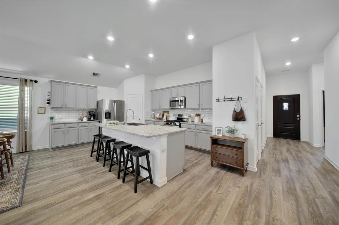Photo of 5817 Hedwig Hill Lane