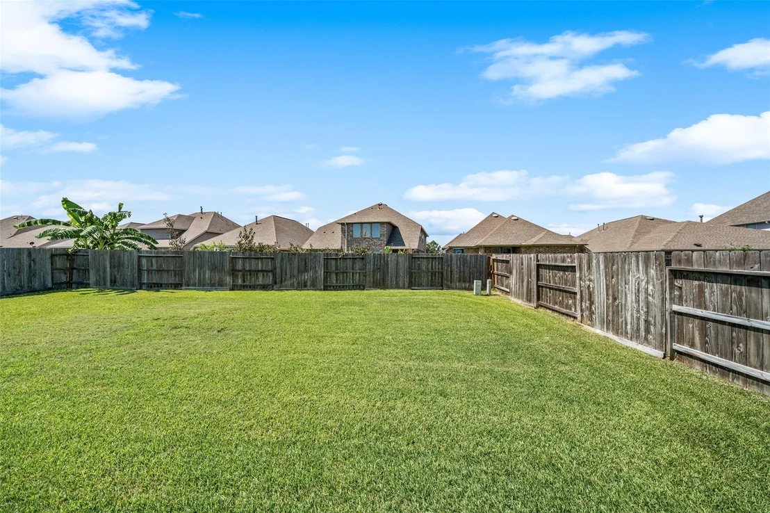 Photo of 10935 Sarah Bluff Lane
