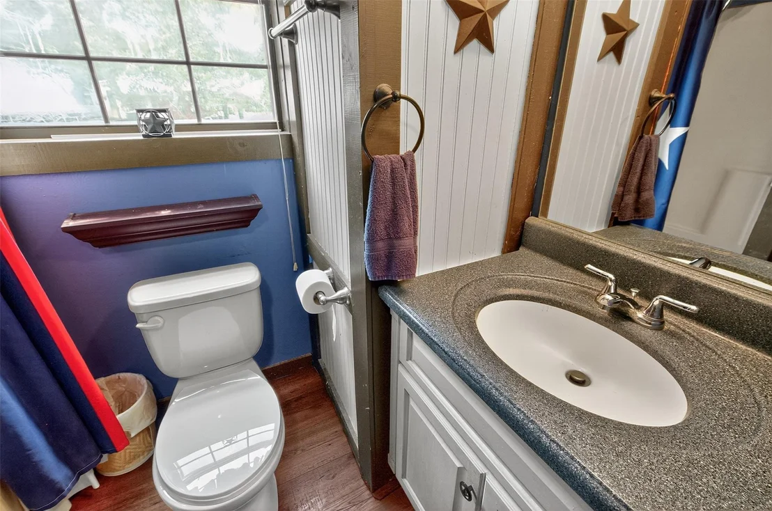 Photo of 702 Birch Hollow Drive