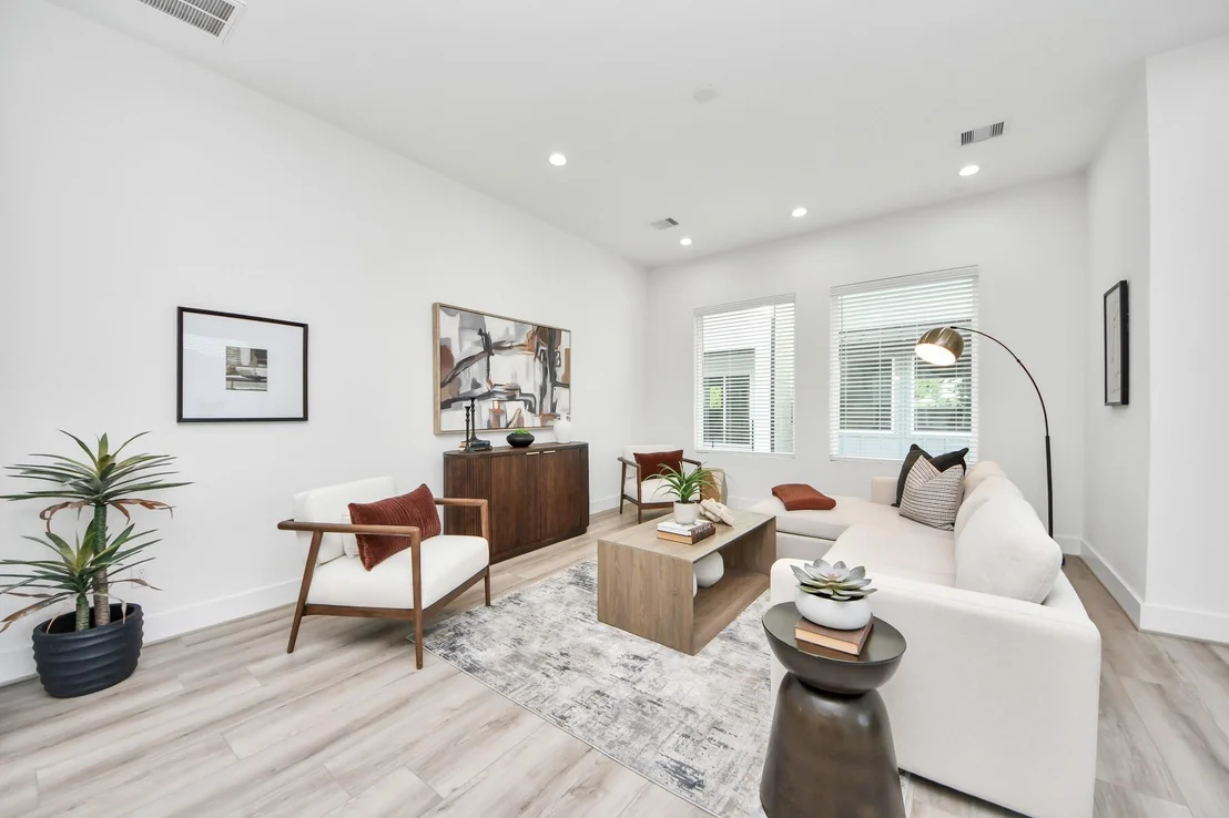 Photo of 7739 Hammerly Boulevard