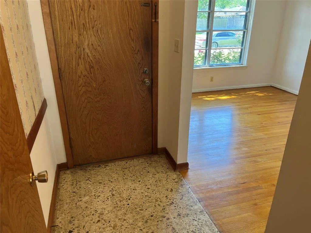 Photo of 1711 Blackburn Drive