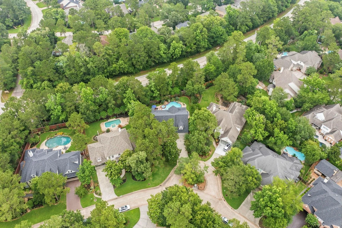 Photo of 130 E Fairbranch Circle