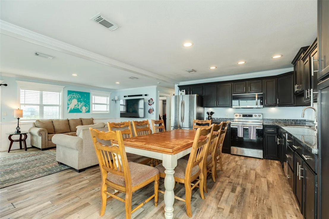 Photo of 215 Spoonbill Place