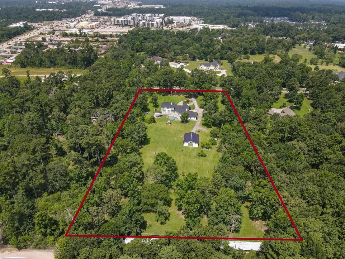 Photo of 15249 Saddlewood Drive