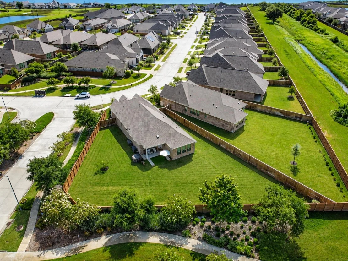 Photo of 4926 Morrison Drive
