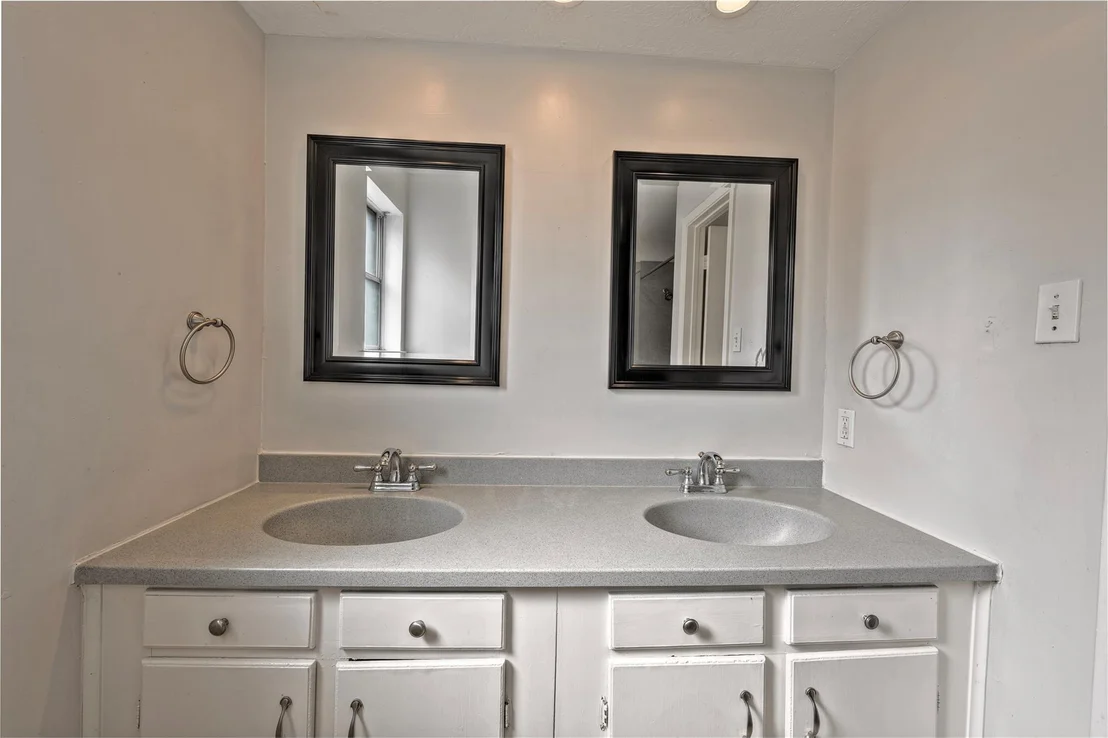 Photo of 11331 Rousseau Drive