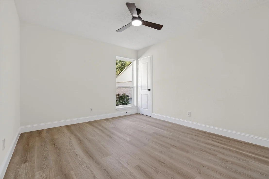 Photo of 6207 Rollingbrook Drive