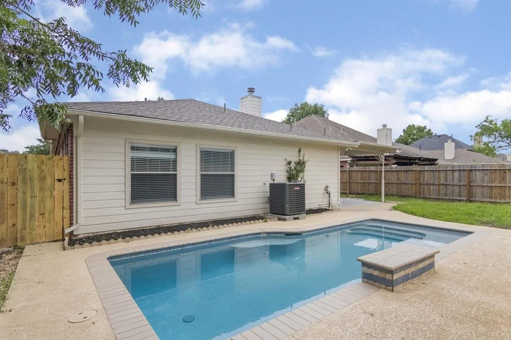 Photo of 3143 W Hampton Drive