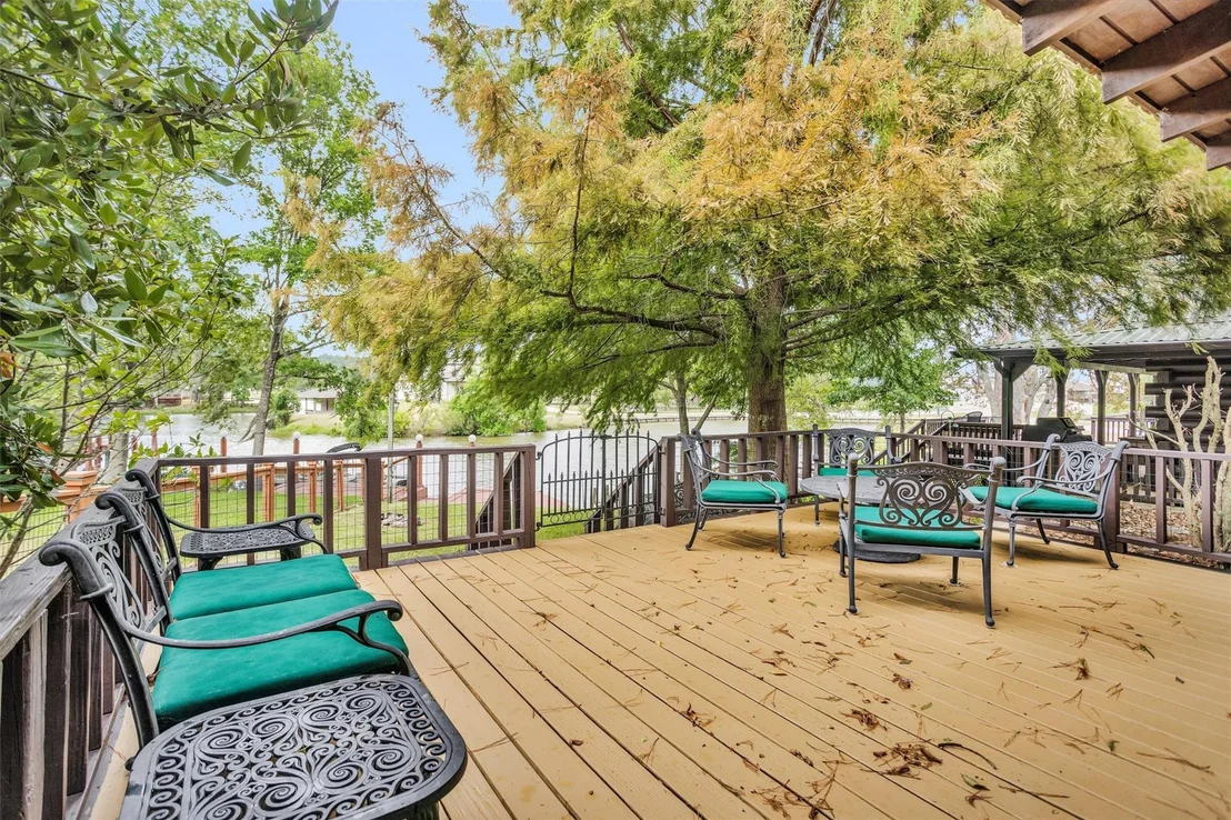 Photo of 3 Cypress Bend
