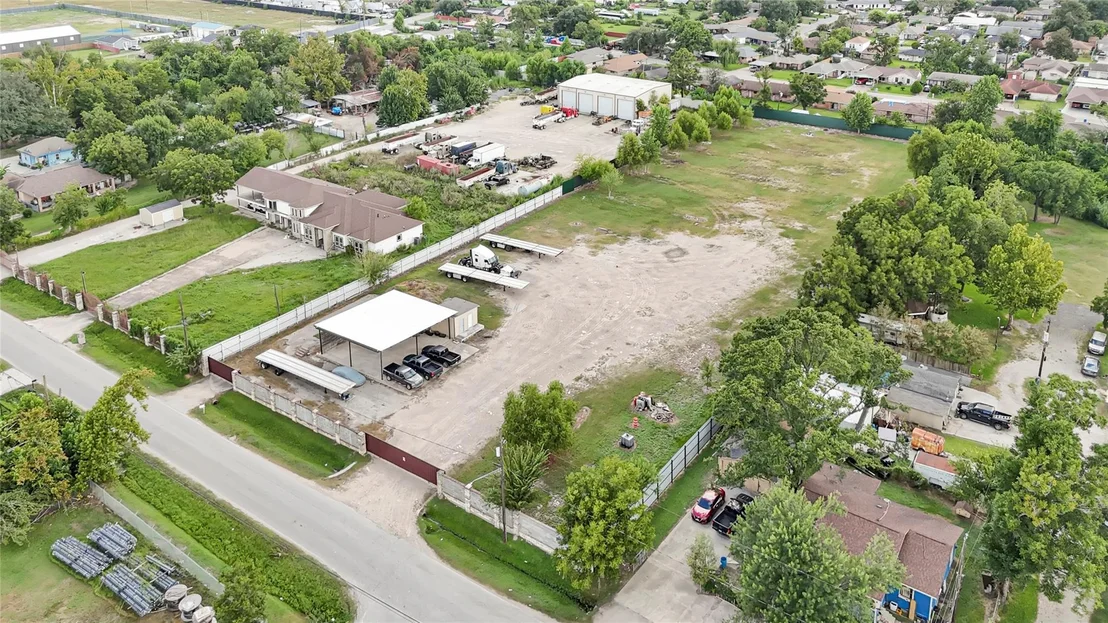 Photo of 4415 Mooney Road