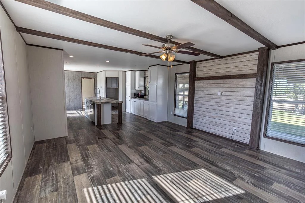 Photo of 11188 Highway 159 W