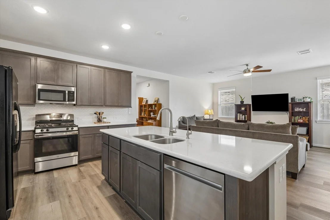 Photo of 9110 Hunter Hill Drive