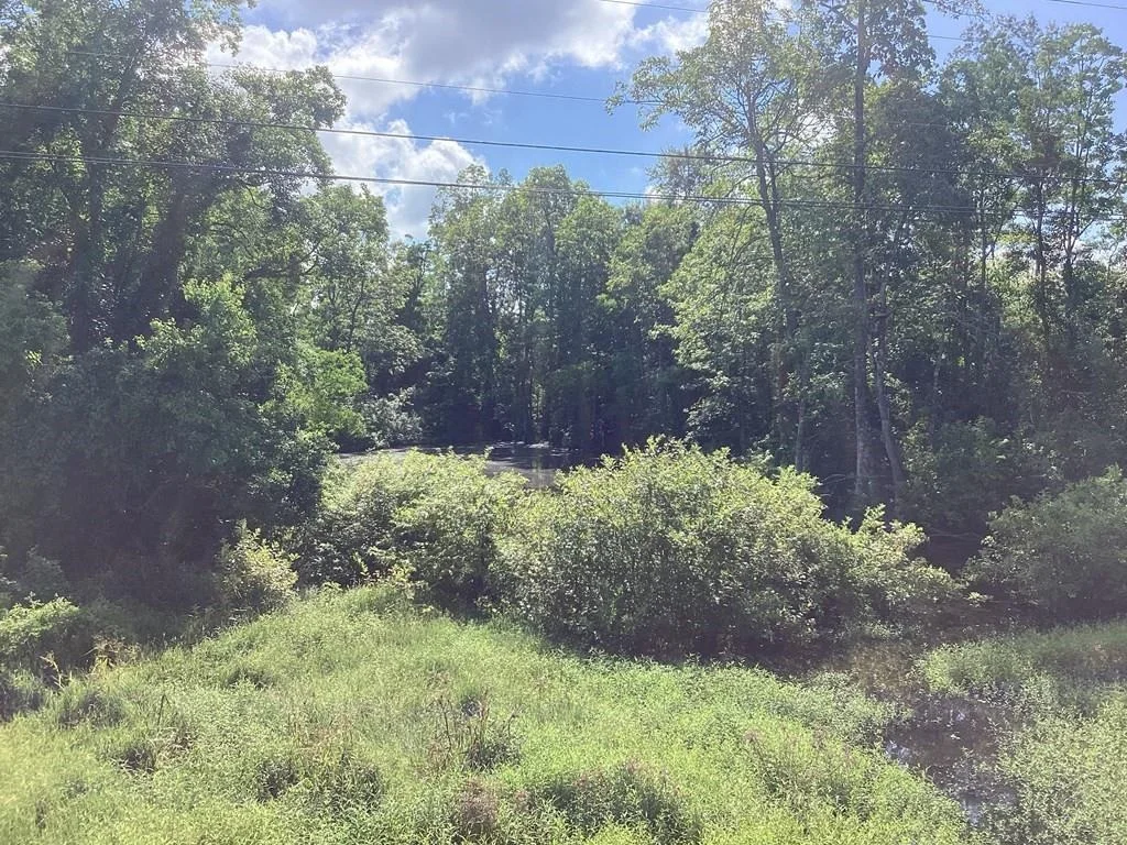 Photo of 1900 E E Hwy 190
