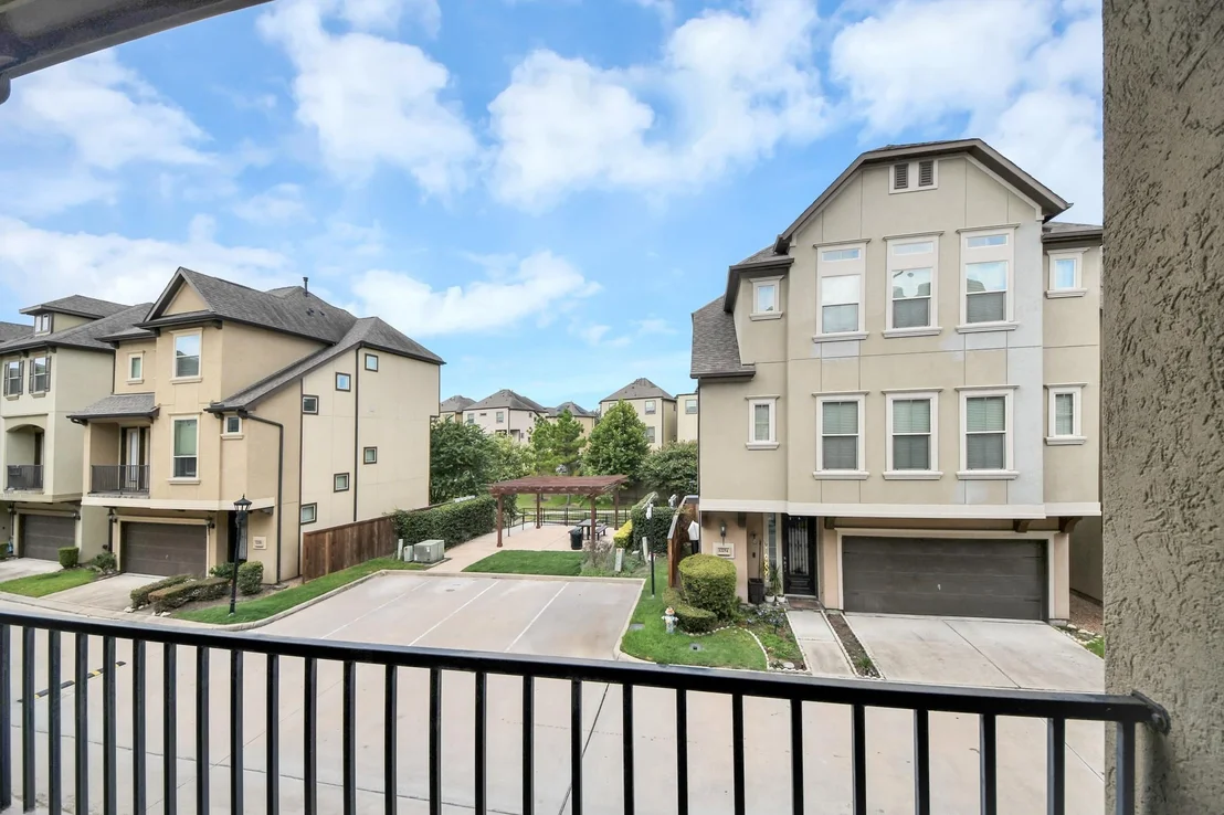 Photo of 12255 Oxford Crescent Circle