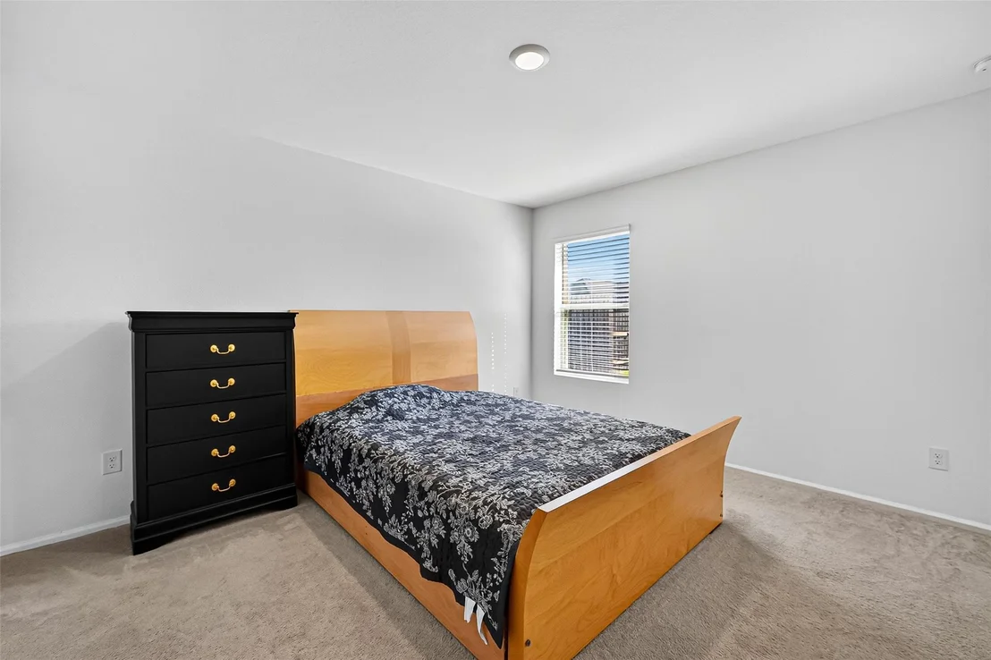 Photo of 27119 Breakaway Lane