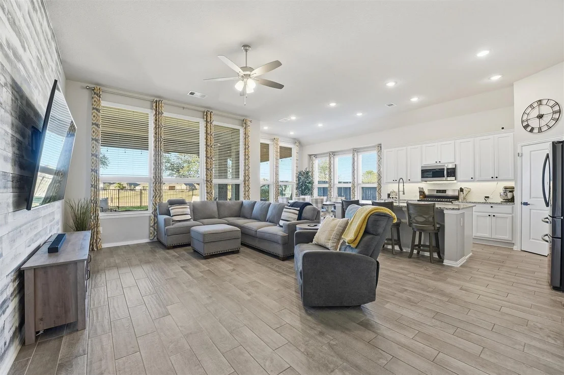 Photo of 7326 Evelyn Grove Drive