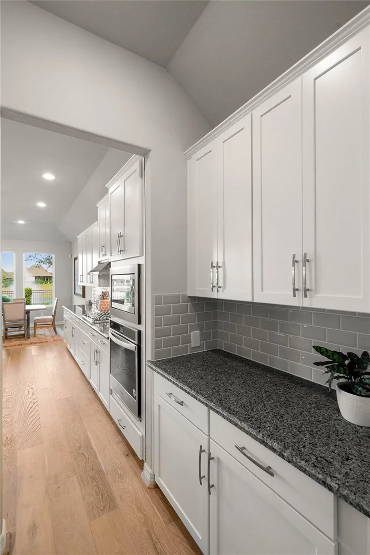 Photo of 24718 Tanoureen Drive