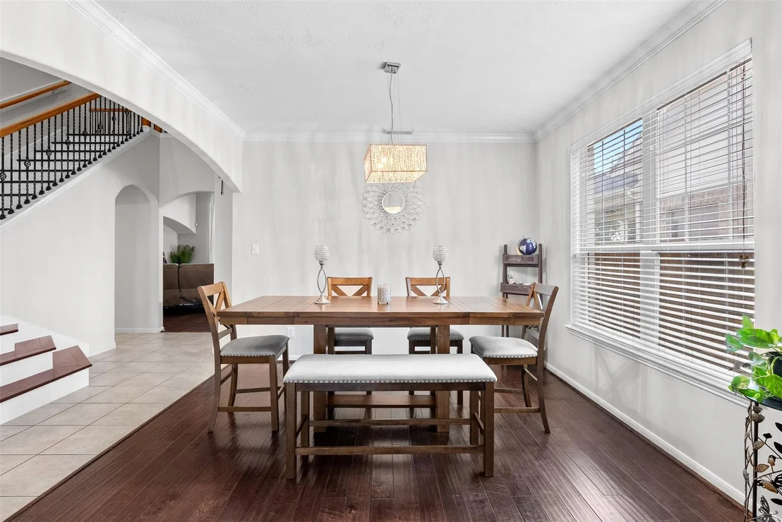 Photo of 1012 Walnut Pointe