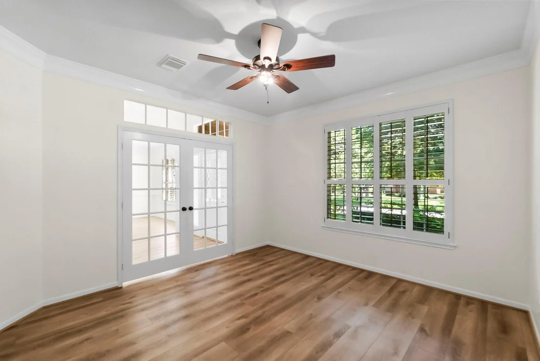 Photo of 78 N Cochrans Green Circle
