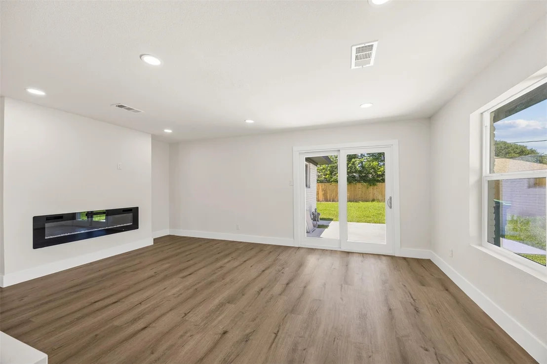 Photo of 3005 Barberry Drive