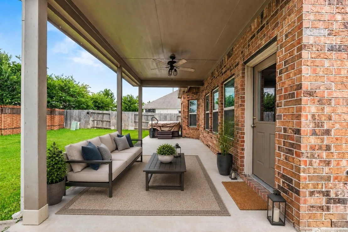 Photo of 6418 Shadowbrook Hollow Trail