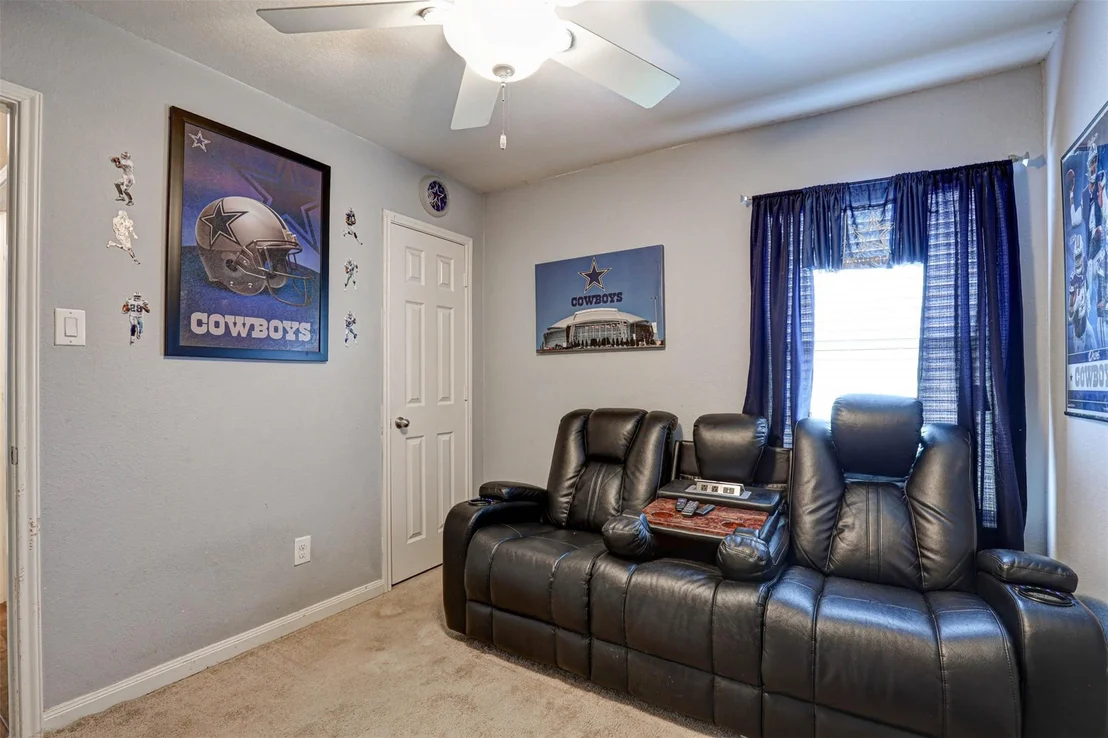 Photo of 736 Lazy Crest Drive
