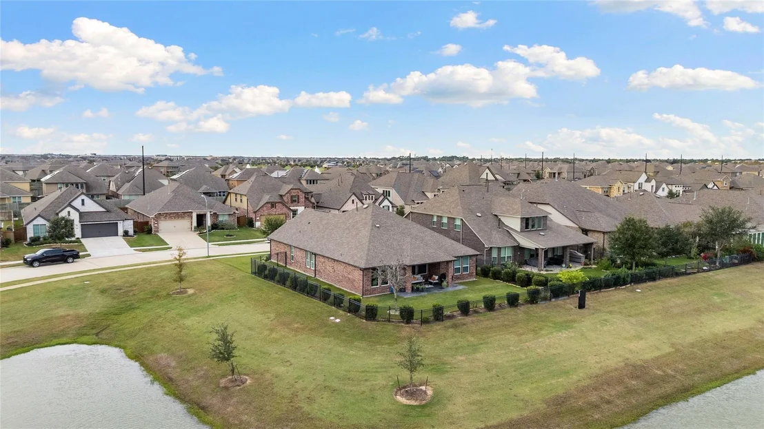Photo of 24718 Tanoureen Drive