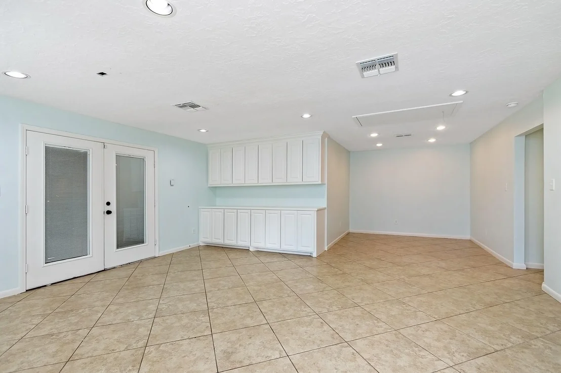 Photo of 5511 Greentree Drive Drive