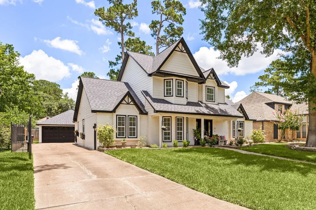 Photo of 12106 Oakcroft Drive