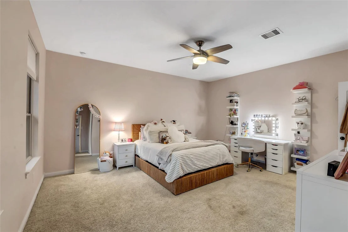 Photo of 5410 Briarcliff Lane