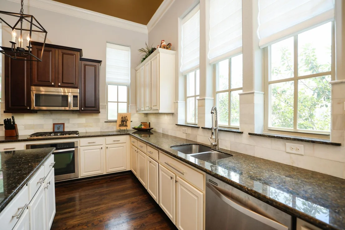 Photo of 10901 Upland Park